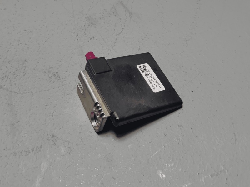 2021-2025 VOLKSWAGEN ATLAS MOBILE PHONE ANTENNA AMPLIFIER MODULE OEM