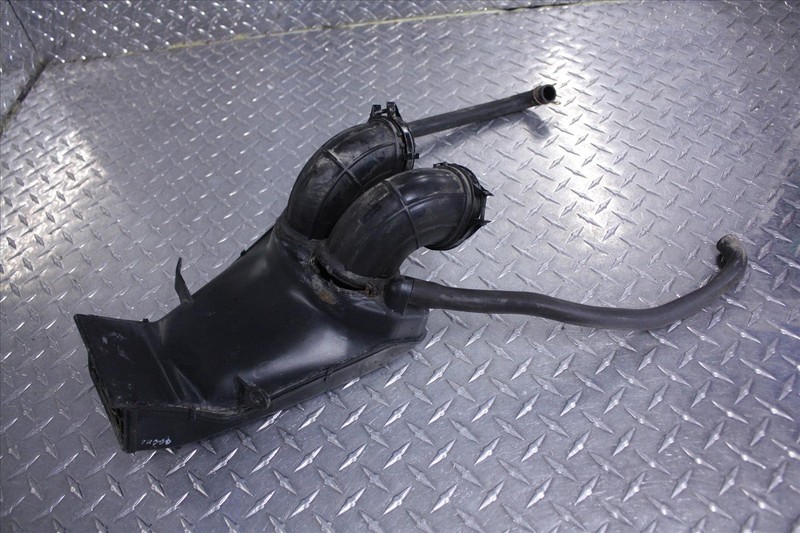 1998 HONDA CBR 600 SE INTAKE AIR RAM DUCT OEM CBR600 98