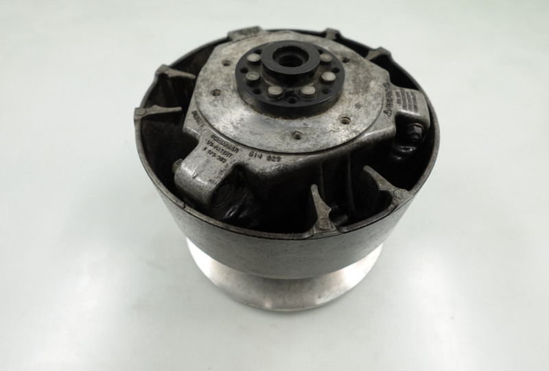 2009 Ski-Doo Expedition 4-TEC 800 OEM Primary Drive Clutch 417222980 417222629