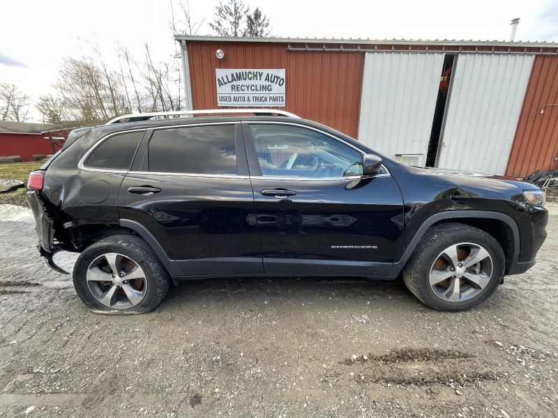 2019 JEEP CHEROKEE RIGHT ROCKER MOULDING TEXTURED BLACK PC:PXJ 69K -SPORT- 52121