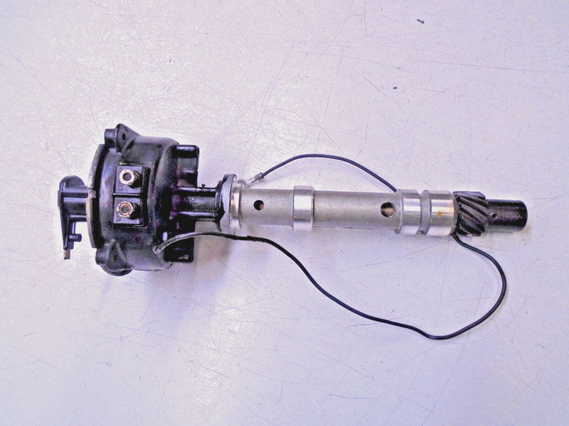 WA5 MerCruiser 5.7L V8 Stern Drive Distributor 90747A27