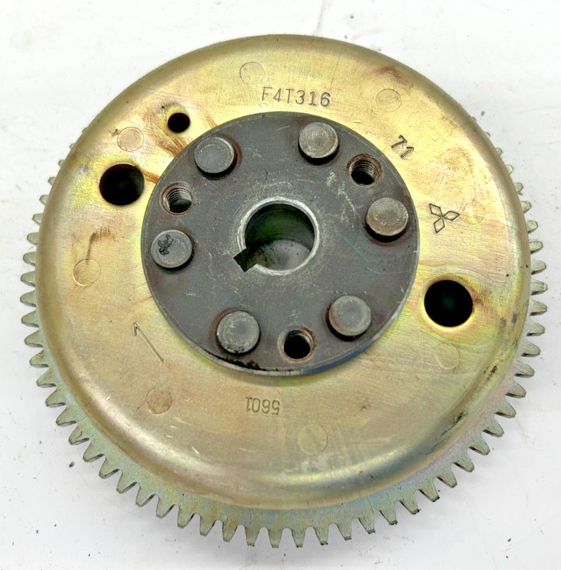 Yamaha Super Jet XL700 Wave Raider Venture XL 700 62t Flywheel Generator Rotor
