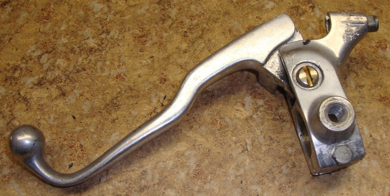 2005 Suzuki Boulevard VL800 VL 800 S50 C50 M50 Left Hand Clutch Lever Mount 05