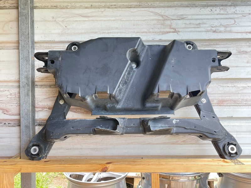 2015-17 CHRYSLER 200 REAR SUBFRAME CROSSMEMBER CRADLE K-FRAME OEM
