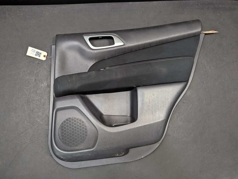 Rear Right Door Trim Panel 2017 Nissan Pathfinder 829A0-9PJ0A 2016 2018