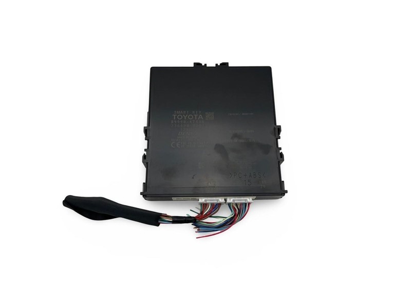 2016-2022 Toyota Prius Smart Key Computer Control Module Assembly