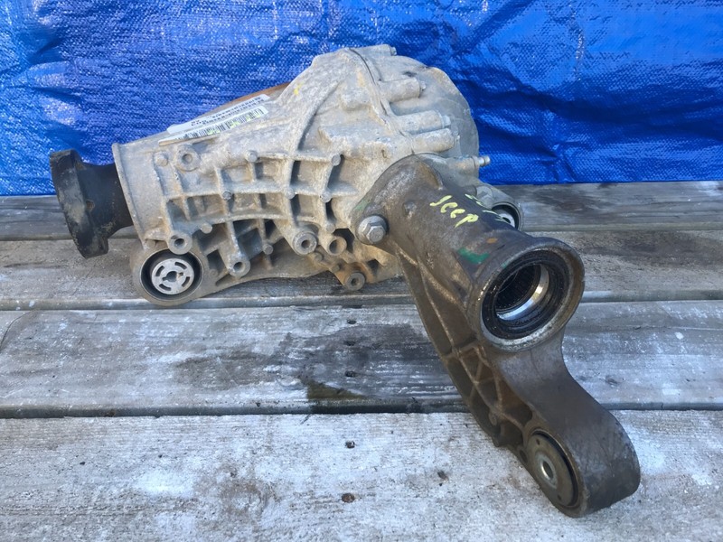 12-19 JEEP GRAND CHEROKEE FRONT CARRIER 3.45 RATIO P68154503AB
