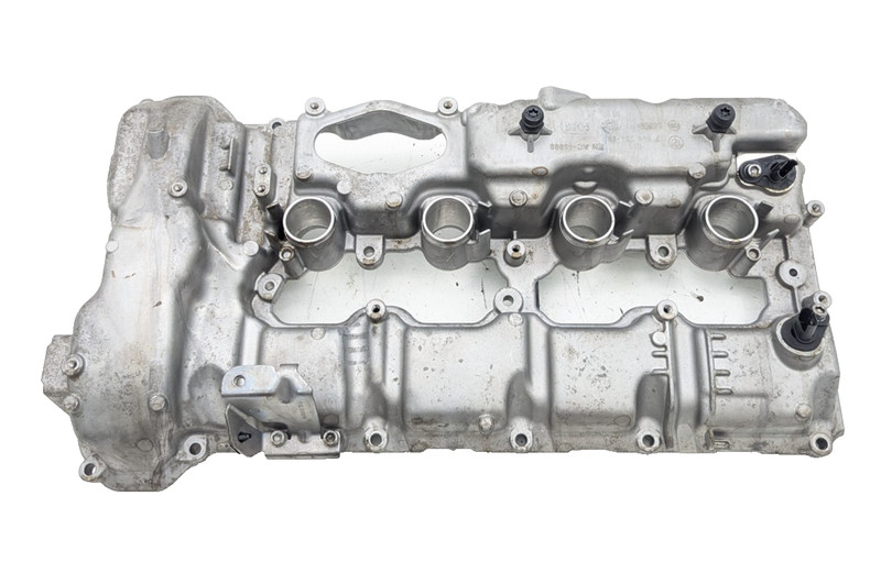 08-17 BMW 550i 750i X5 X6 (F01 E70 F10 E71) 4.4L N63 ENGINE LEFT VALVE COVER OEM