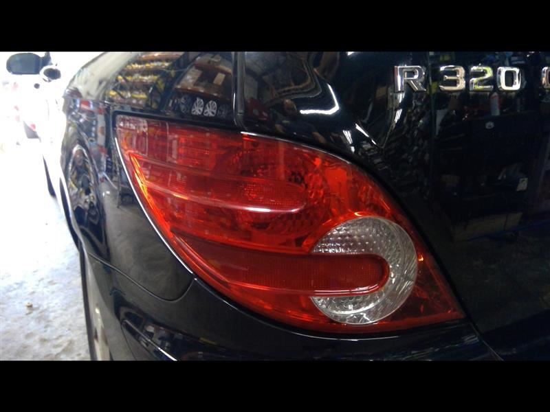 Driver Tail Light 251 Type R350 Fits 06-10 MERCEDES R-CLASS 1432702