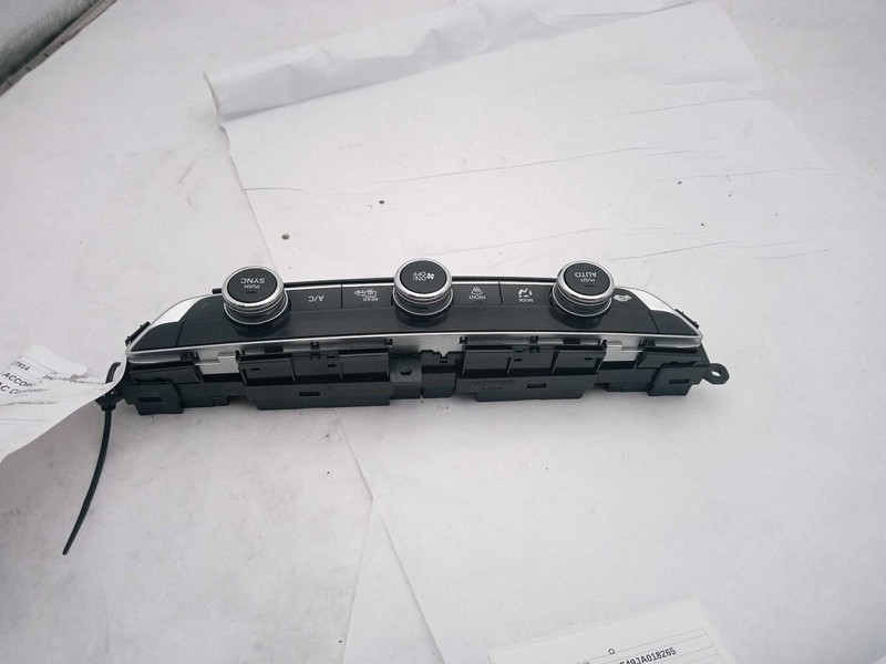 2018 Honda Accord A/C Selector Switch OEM Black 79610TVAA01 144k Miles
