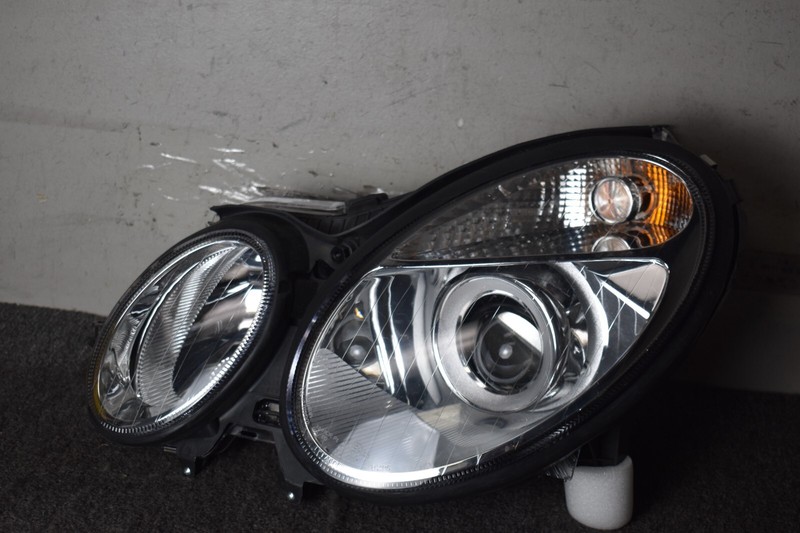 2003-2006 MERCEDES BENZ E500 HEADLIGHT LEFT SIDE FACTORY OEM