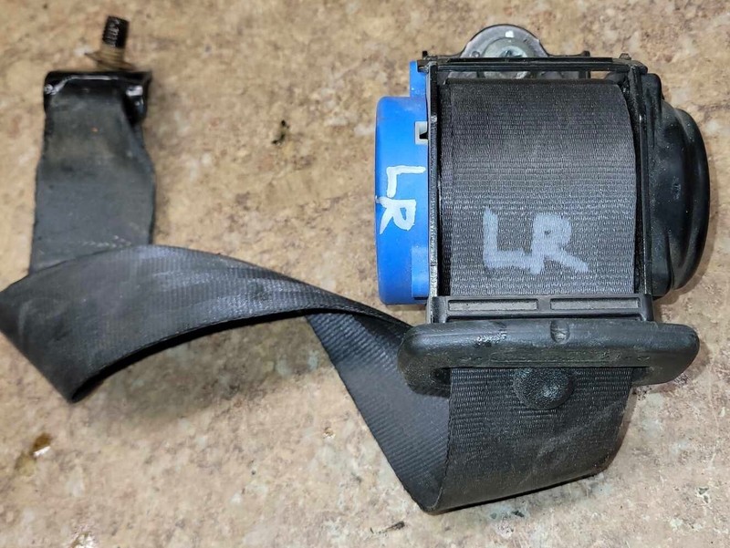 2013 2014 2015 16 Ford Fusion Seat Belt Left Rear Retractor Seatbelt Strap Back
