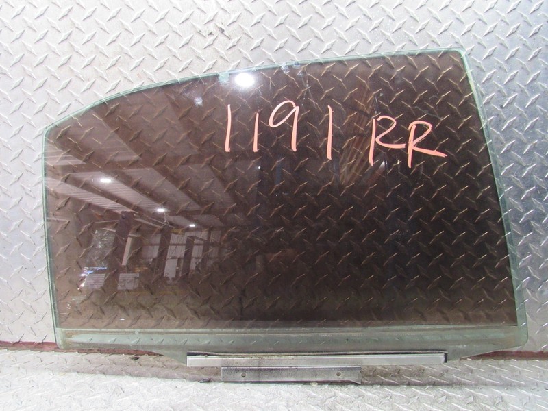 07- 11 TOYOTA CAMRY RIGHT PASSENGER REAR WINDOW GLASS NORTH AMERICA BUILT HYBRID