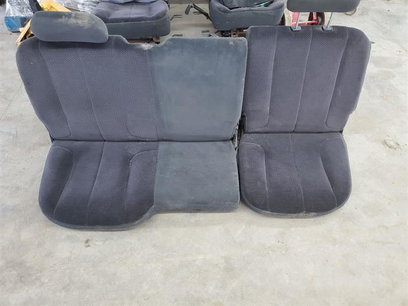 RAM2500 2003 Seat Rear 267900