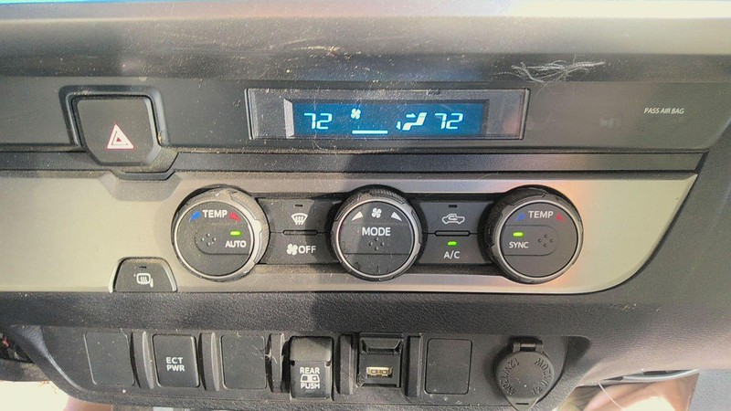 Heater A/c Control TOYOTA TACOMA 20 21 22 23