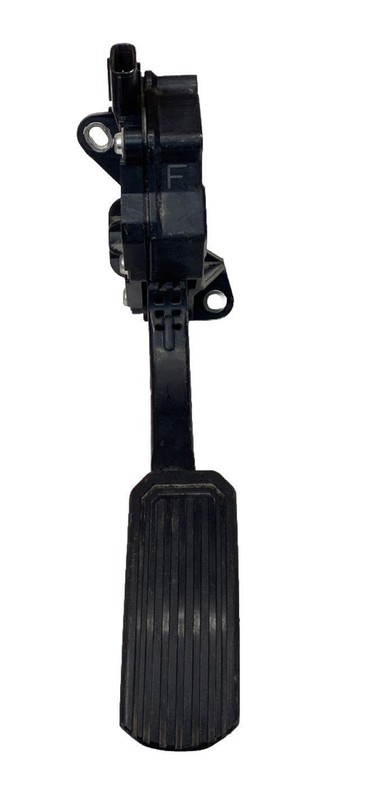 Toyota Rav4 accelerator pedal 2008 to 2011 2.4L assembly OEM 7811042010