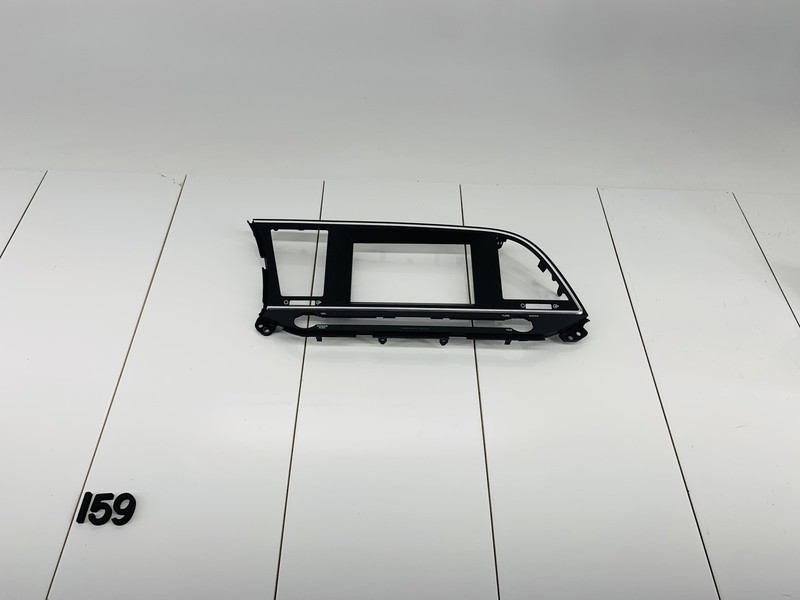 17-20 HYUNDAI ELANTRA FRONT CENTER DASH INSTRUMENT PANEL DISPLAY BEZEL TRIM OEM
