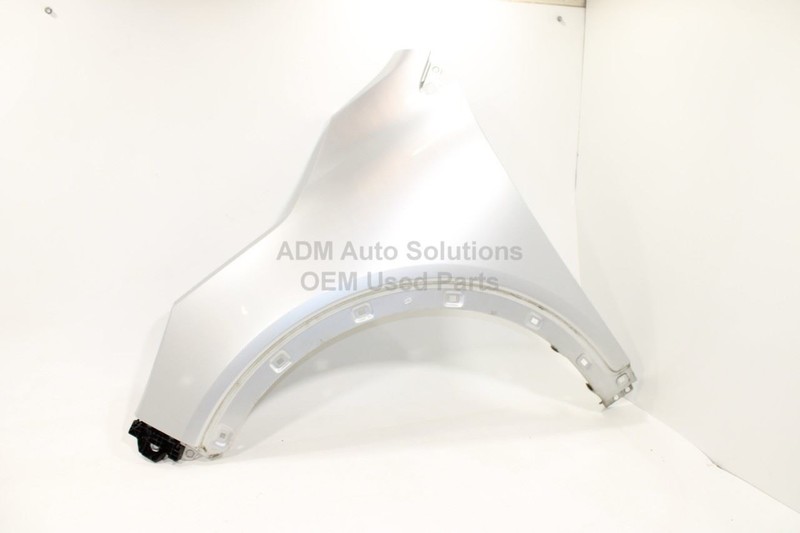 2016-20 KIA SORENTO Front Left Driver Side Fender Color: KCS Silver Metallic OEM