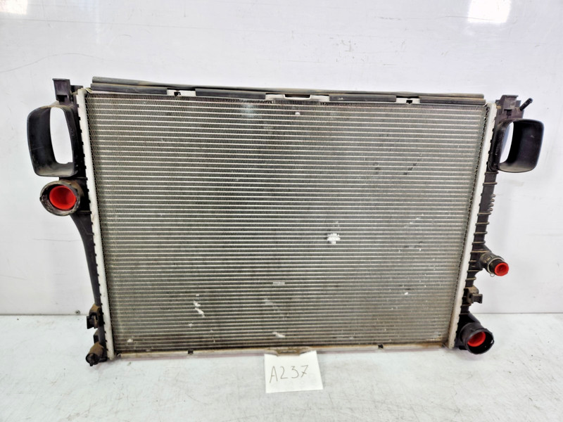 ✅ 11-14 OEM Mercedes W216 CL550 4.7L Engine Motor Cooling Radiator Main *