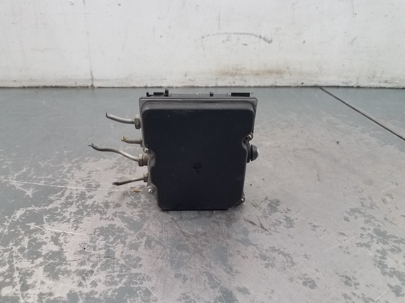 2006 Pontiac GTO ABS Brake Pump Module #0770 V8