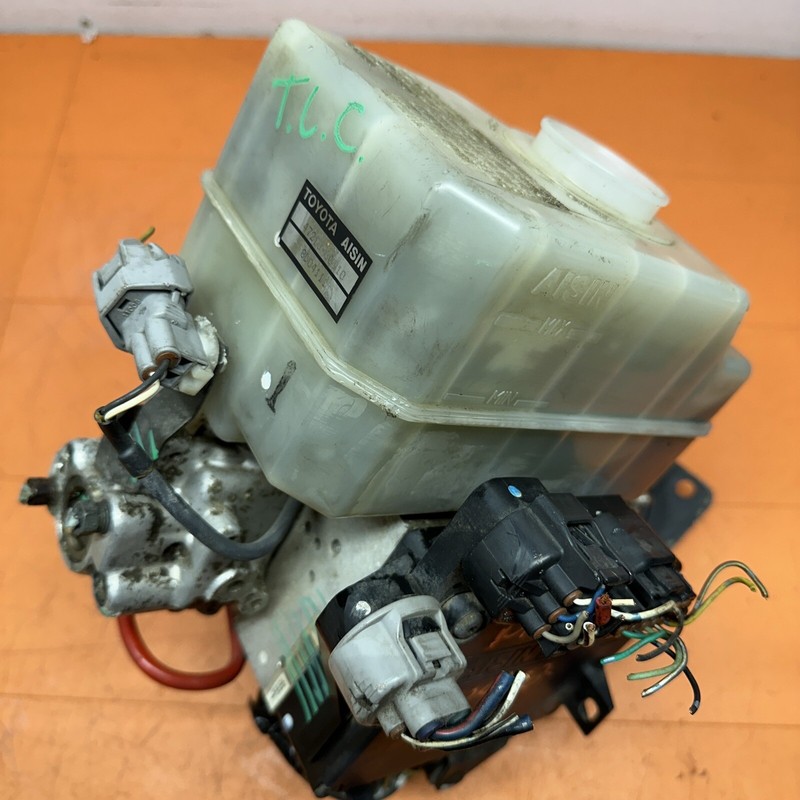 4721060010 | 2000 - 02 LEXUS LX470 ABS PUMP MASTER CYLINDER ASSEMBLY OEM AT