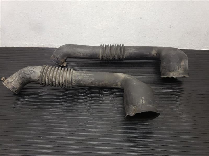 1985-1996 Ford E-150 E-250 Van 6-Cylinder 4.9L Air Intake Tube OEMF3UZ-9B659-F