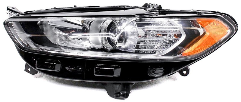 OEM Ford Fusion Left Driver Side Halogen Headlamp DS7Z13008B Lens Scratches