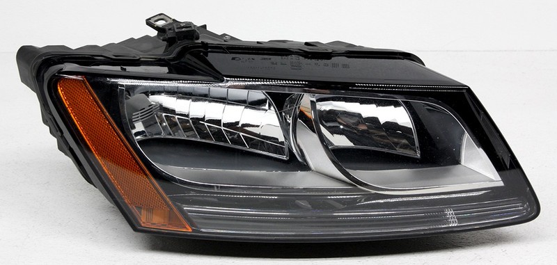 OEM Right Passenger Side Halogen Headlamp For Audi Q5 8R0-941-004-N