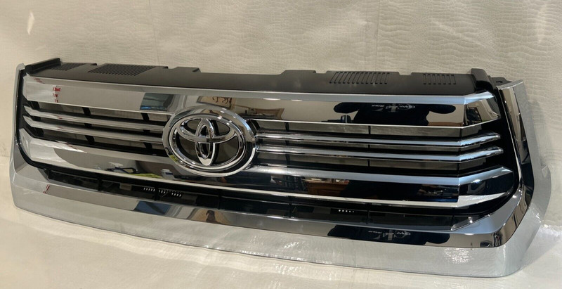 OEM 2016-2017 Toyota TundraGrille Chrome 531000C280