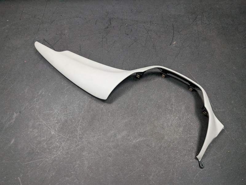 Dashboard Center Right Molding 2019 Chevrolet Equinox 84285994 2018 2020 - 2024