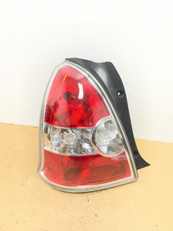 2007-2011 Hyundai Accent Hatchback Left Driver LH Side Tail Light Oem AD4645 LK