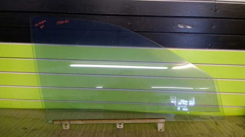 91 ISUZU STYLUS XS SDN PASSENGER RIGHT FRONT WINDOW DOOR GLASS OEM 1521-21