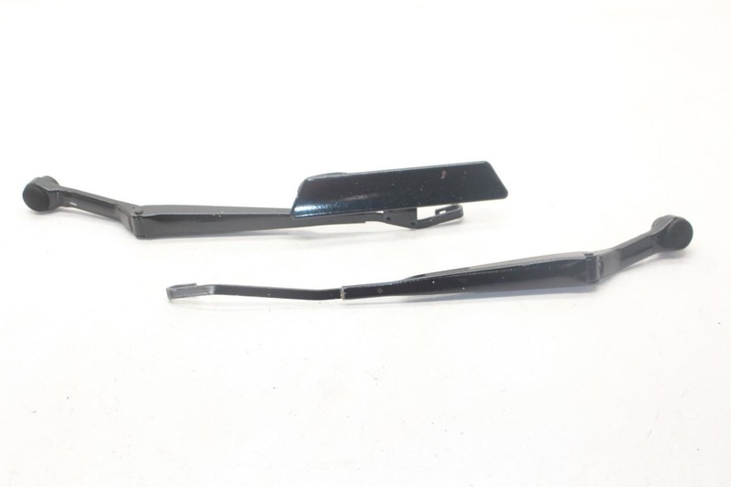 94-97 Mazda MX-5 Miata NA Pair of Left and Right Windshield Wiper Arms J58GLD710