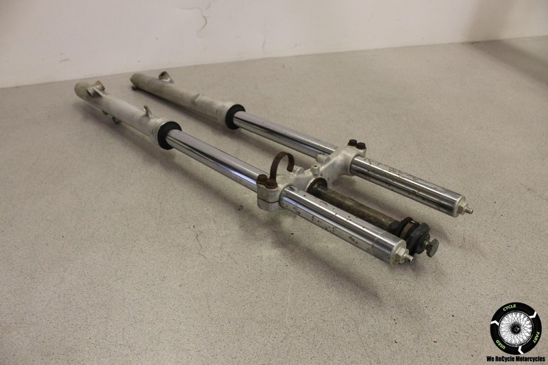 1987 Suzuki RM80 FRONT SUSPENSION FORKS SHOCKS LOWER TRIPLE TREE RM 80 87