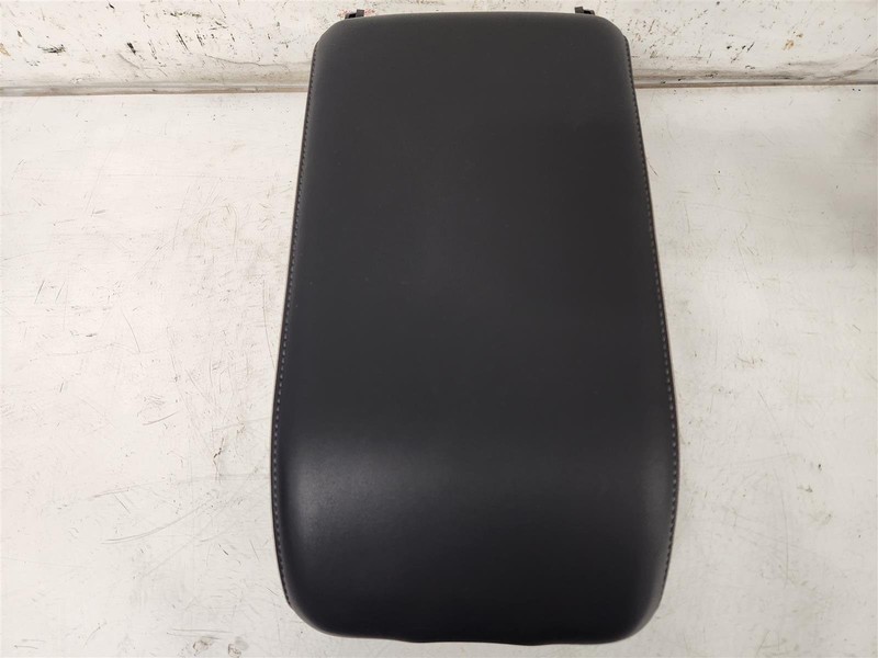 2023-2025 Honda Cr-V Center Console Arm Rest Sport
