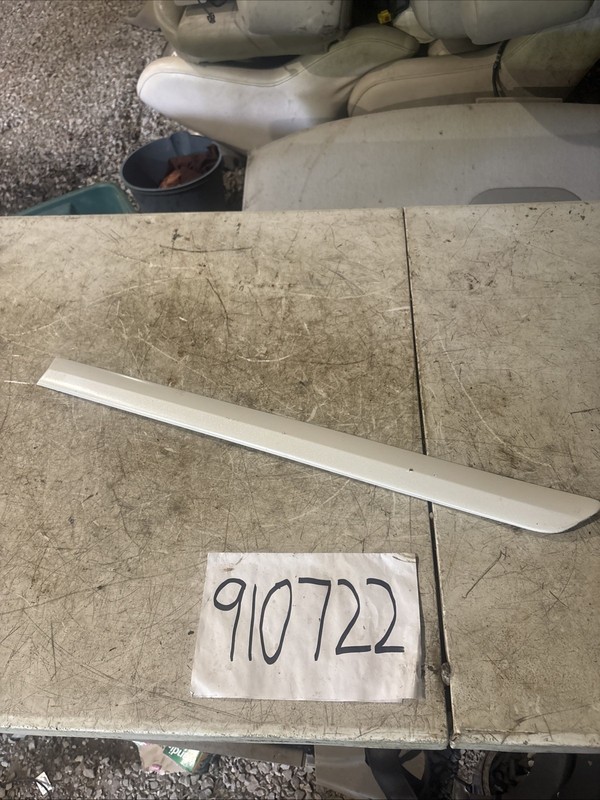 2004-2009 Lexus RX330 RX350 Rear LeftDoor Moulding Trim OEM 75742-0E010