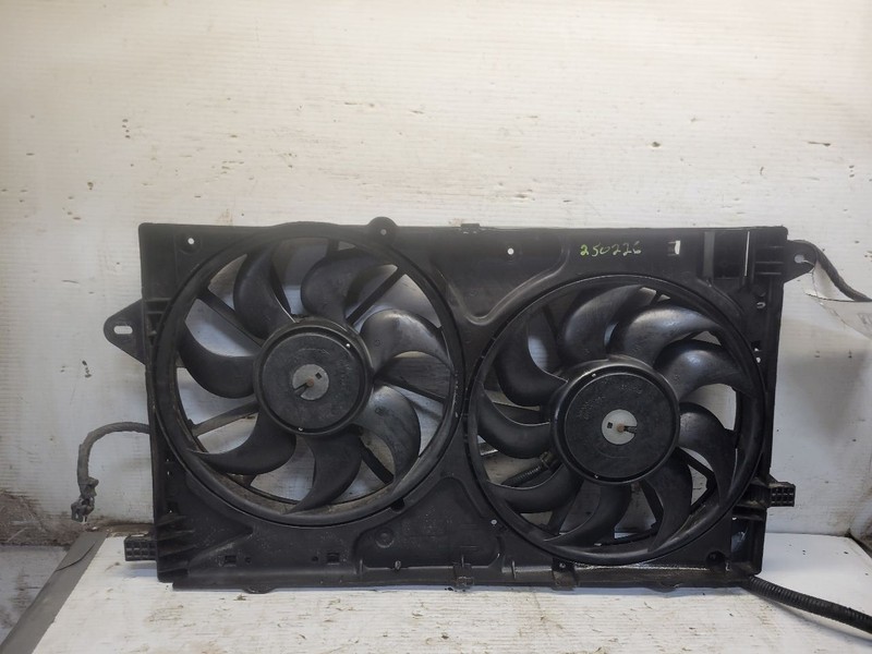 Radiator Fan Motor Fan Assembly Fits 14-20 IMPALA 1611874