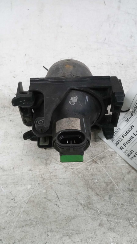 2012 Ford Fusion Right White Fog Light Assembly OEM 6E5Z15200A 155K Miles