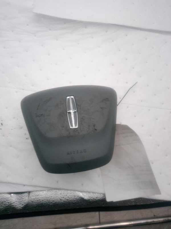 2022 Lincoln Corsair Steering Wheel Air Bag Black OEM Used 39K Miles NJ25-28284