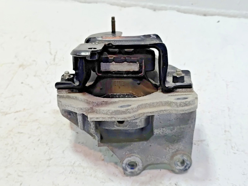 FORD EXPLORER 3.5L 4WD TRANSMISSION DRIVER SIDE MOUNT SUPPORT BRACKET 11-19 OEM