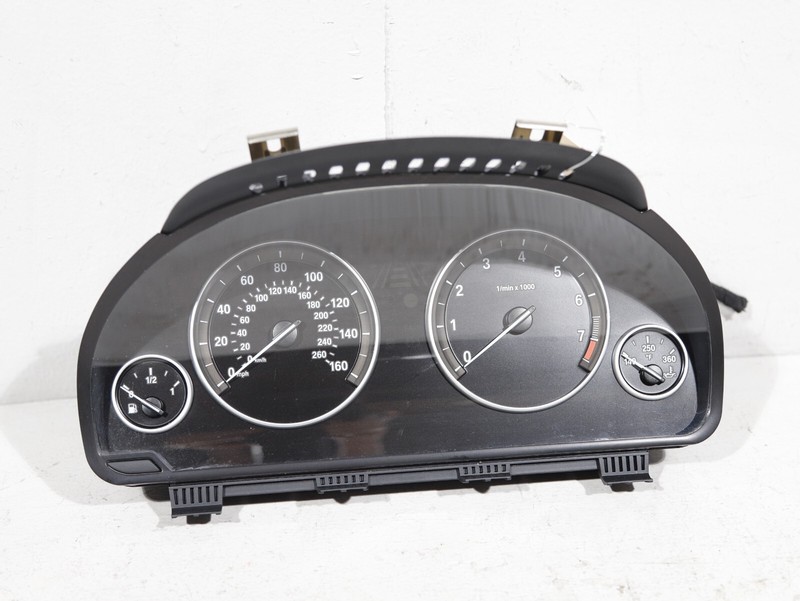 11-13 BMW 528i 535i 550i F10 SPEEDOMETER INSTRUMENT CLUSTER 9249343 OEM