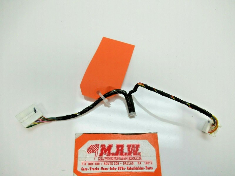 WIRE PLUG CONNECTOR END OFF SPEEDOMETER CLUSTER DASH TACH FUEL TEMPERATURE GAUGE
