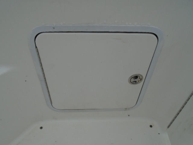 USED 2001 SEA RAY 28' 280 SUNDANCER STARBOARD SIDE COCKPIT DOOR STORAGE HATCH