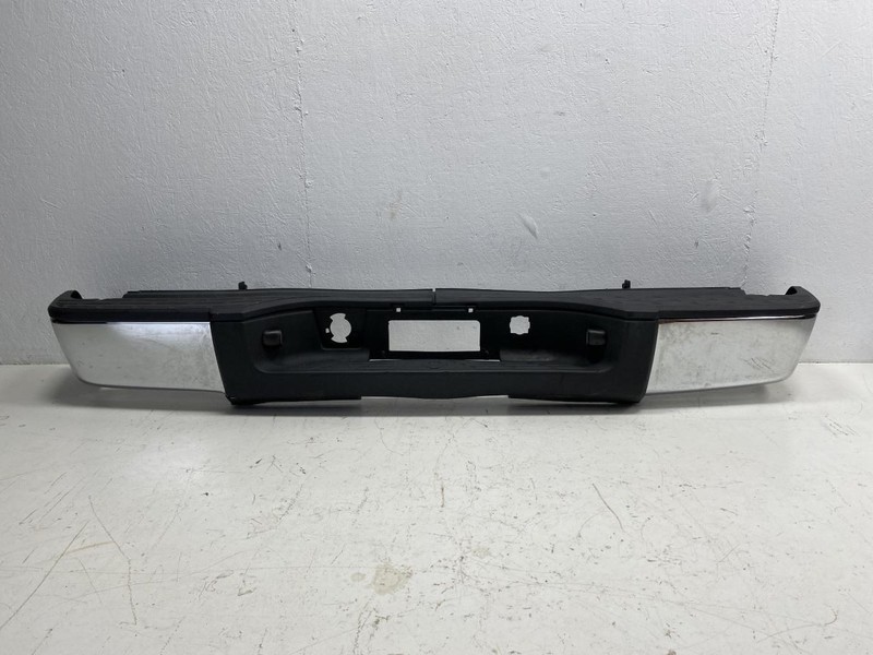 Rear Bumper Chrome 20899965 Fits 2010-2013 Chevrolet Silverado 1500 86212