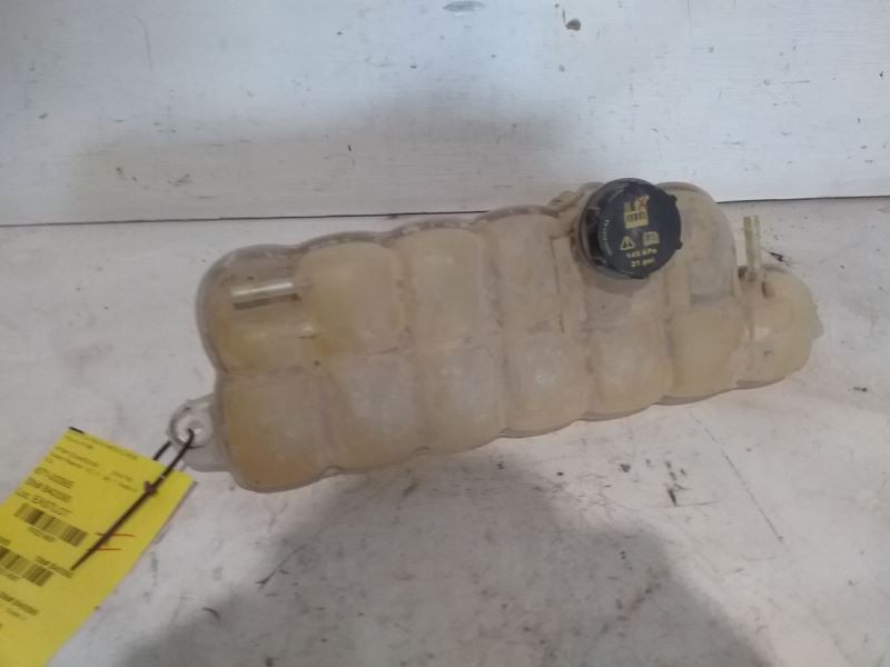 Coolant Reservoir Fits 15-20 FORD F150 PICKUP 3214067