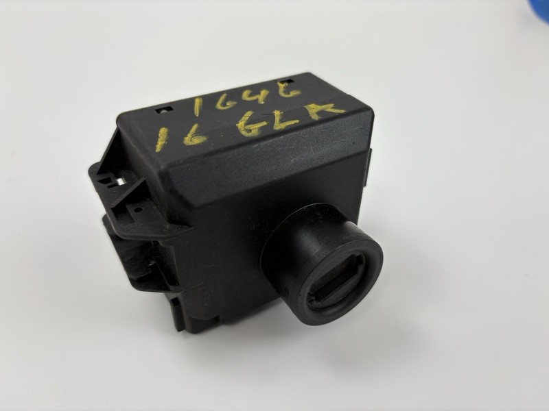 14-19 Mercedes W117 CLA250 Ignition Switch Control Module Unit 2469055801 OEM