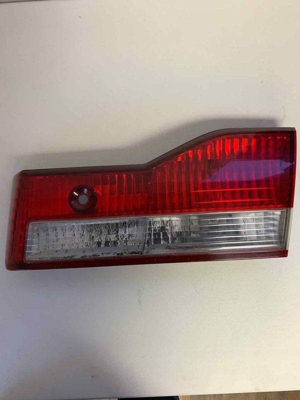2001-2002 Accord 4dr Sdn Tail Lamp lid mounted RH Passenger
