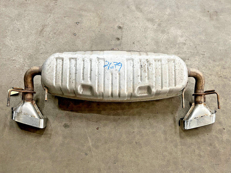⭐2019-2024 CADILLAC XT4 FWD 2.0L L4 REAR EXHAUST MUFFLER RESONATOR OEM LOT2679