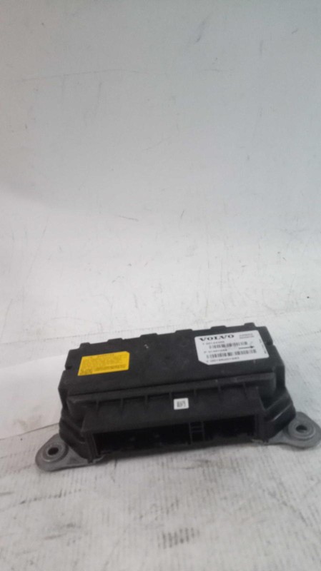 Used Air Bag Module fits: 2016 Volvo XC90 Air Bag under center console Grade A
