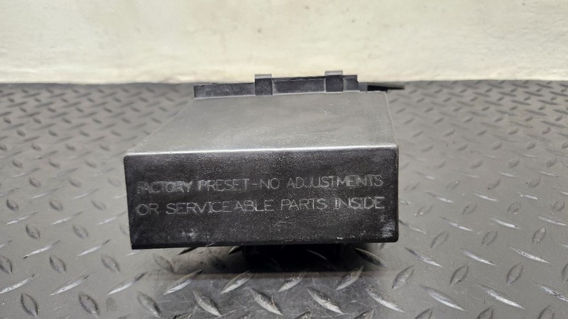 03-04 Dodge Ram 1500 5.7L & 5.9L Bellcrank Accelerator Cruise OEM 53032456AE